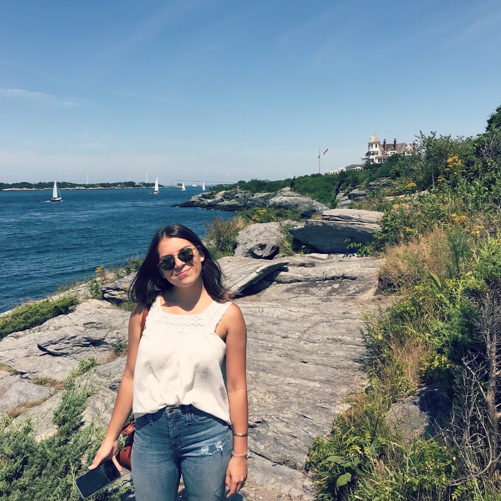 Meet your Posher, Arianna